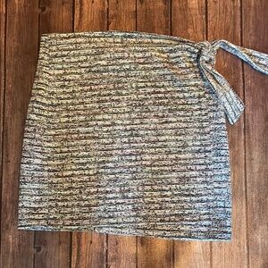 LOFT Faux Wrap Around Textured Skirt Sz L